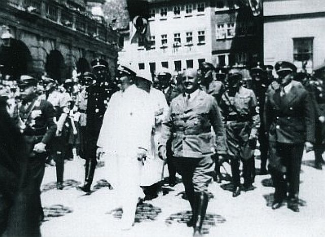 Reichsminister Göring und Gauleiter Streicher in Rothenburg