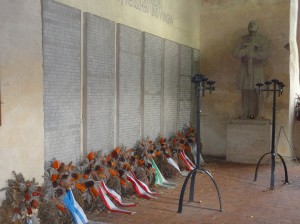 Gedenkstätte dür die4 Gefallenen in der Blasiuskapelle in Rothenburg 