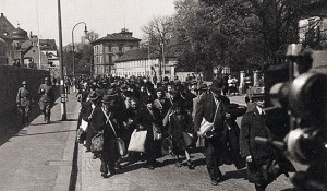 Juden aus Aschaffenburg zur Deportationim April 1942